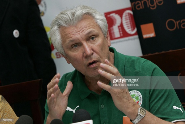A 70 ans, Kasperczak le globe-trotter qui avait trahi le Sénégal en 2008 A 70 ans, Kasperczak le globe-trotter qui avait trahi le Sénégal en 2008
