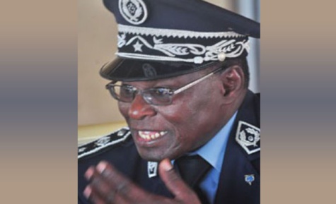 Criminalité au Sénégal : le colonel Alioune Ndiaye pointe du doigt le dispositif sécuritaire. Criminalité au Sénégal : le colonel Alioune Ndiaye pointe du doigt le dispositif sécuritaire.