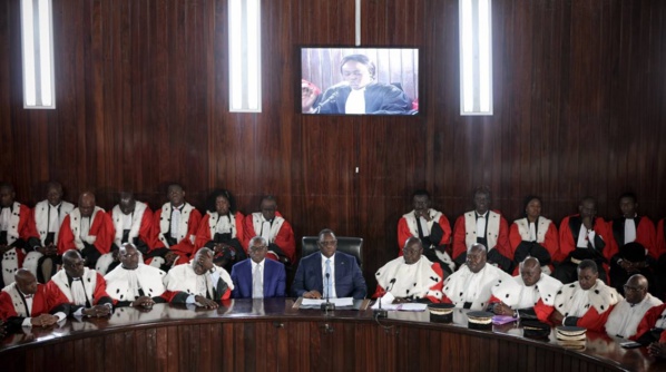 Mamadou Badio Camara, président Cour suprême: « L’indépendance du juge réside dans la soumission à la loi » Mamadou Badio Camara, président Cour suprême: « L’indépendance du juge réside dans la soumission à la loi »