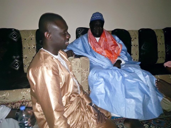 Fervent talibé, Pape Diouf renoue son "djébeul" à son marabout Mame Cheikh Anta Fervent talibé, Pape Diouf renoue son "djébeul" à son marabout Mame Cheikh Anta