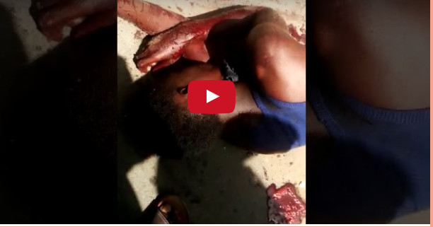 Vidéo+Photos: Un garçon sauvagement poignardé à mort au rond point case ba Parcelles assainies (attention âme sensible) Vidéo+Photos: Un garçon sauvagement poignardé à mort au rond point case ba Parcelles assainies (attention âme sensible)
