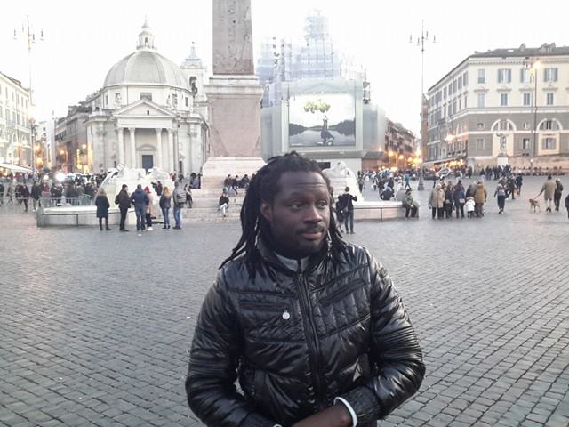 Le styliste designer Papino création séjourne en Italie. Le styliste designer Papino création séjourne en Italie.