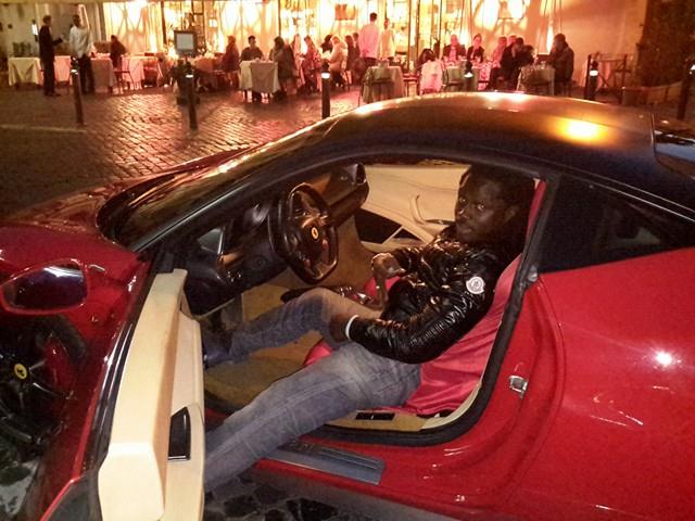 Le styliste designer Papino création séjourne en Italie. Le styliste designer Papino création séjourne en Italie.