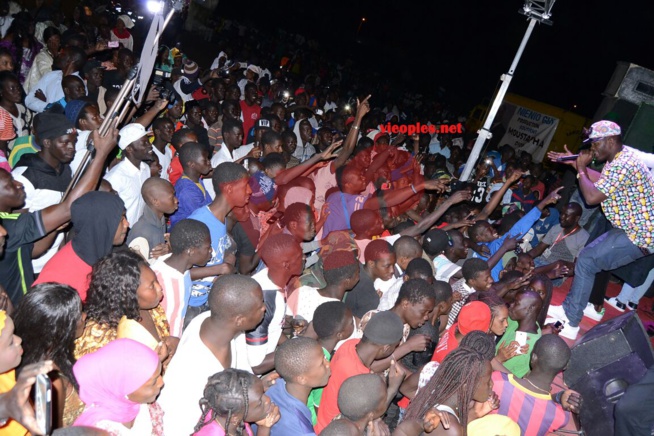 72 IMAGES:CONCERT EXPLOSIF, PAPE DIOUF CASSE LA BARAQUE A LOUGA GUEST STAR MODOU LO. 72 IMAGES:CONCERT EXPLOSIF, PAPE DIOUF CASSE LA BARAQUE A LOUGA GUEST STAR MODOU LO.