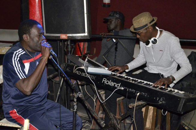 En images Assane Ndiaye à fond dans ses répétitions avant le SAMEDI 04/02/2017 En images Assane Ndiaye à fond dans ses répétitions avant le SAMEDI 04/02/2017