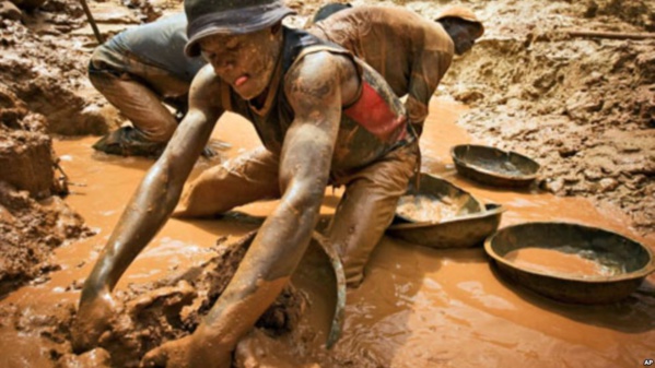 Afrique: la hausse des prix redonne le moral à l'industrie minière