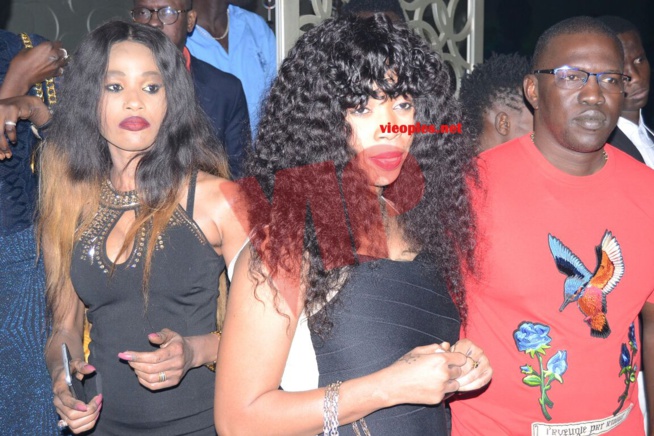 BARAMUNDI: Pape Diouf dans la chaleur de la nuit aux Almadies. Regardez BARAMUNDI: Pape Diouf dans la chaleur de la nuit aux Almadies. Regardez