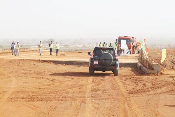 Dédommagement des impactés de l’autoroute Aidb/Thiès: 1,300 milliard payés à 560 personnes Dédommagement des impactés de l’autoroute Aidb/Thiès: 1,300 milliard payés à 560 personnes