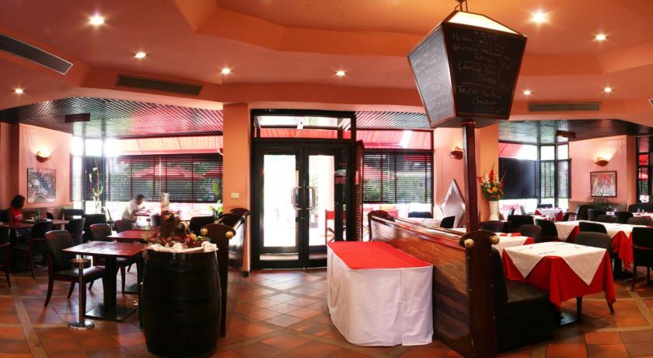 le "caffe chic restaurant" des almadies en haut du Patio vous informe le MENU du JEUDI au VENDREDI 12000f le plat au choix , BOISSON & SHISHA offertent. venez vous régalez avec la nouvelle équipe !!! le "caffe chic restaurant" des almadies en haut du Patio vous informe le MENU du JEUDI au VENDREDI 12000f le plat au choix , BOISSON & SHISHA offertent. venez vous régalez avec la nouvelle équipe !!!