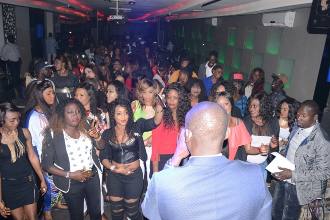 PAPE DIOUF domine le rendez-vous dominical des Almadies. Le Baramundi retrouve sa chaleur. PAPE DIOUF domine le rendez-vous dominical des Almadies. Le Baramundi retrouve sa chaleur.