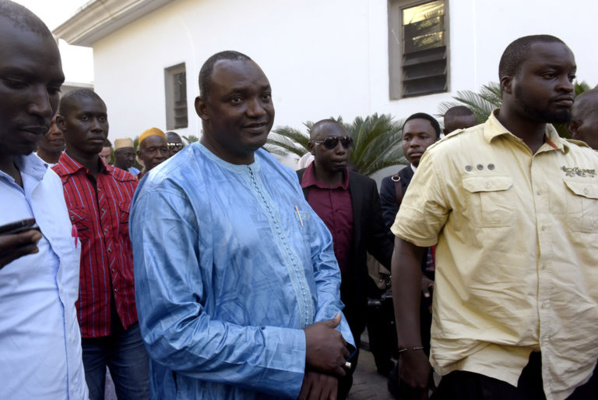 Hotel Kaibara, la bamboula d’Adama Barrow et Cie Hotel Kaibara, la bamboula d’Adama Barrow et Cie