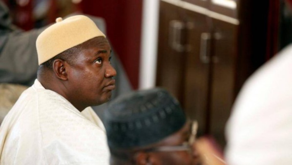 Interpellé au sein de la mosquée avec une arme, l'enquête accable le sergent Baboucar Njie Interpellé au sein de la mosquée avec une arme, l'enquête accable le sergent Baboucar Njie