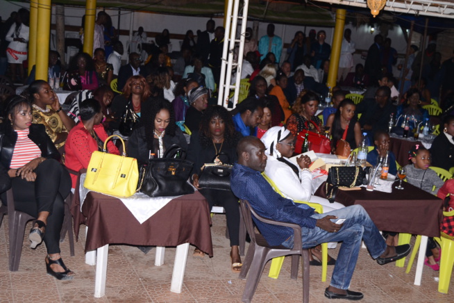 Retour explosif, TITI casse la barraque au Just 4 U. REGARDEZ Retour explosif, TITI casse la barraque au Just 4 U. REGARDEZ