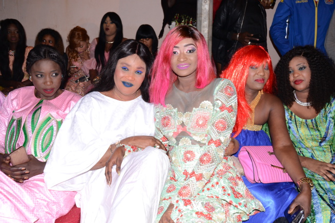 En images, l'anniversaire de KINE BADIANE la danseuse de viviane. En images, l'anniversaire de KINE BADIANE la danseuse de viviane.