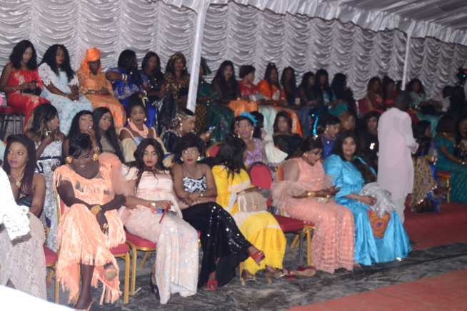 En images, l'anniversaire de KINE BADIANE la danseuse de viviane. En images, l'anniversaire de KINE BADIANE la danseuse de viviane.