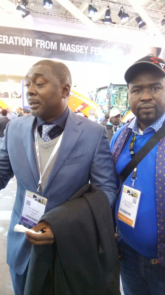 Ckeikh Amar Président de HOLDING AMAR et son vice président Kader Ndiaye au Salon de l'agriculture à Paris.