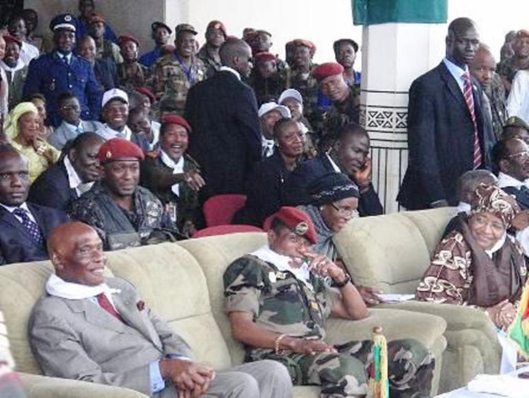 Le jour où Abdoulaye Wade a sauvé le soldat Moussa Dadis Camara des troupes de la Cedeao Le jour où Abdoulaye Wade a sauvé le soldat Moussa Dadis Camara des troupes de la Cedeao
