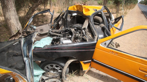 Tragédie sur la route de Tivaouane: 2 morts et un blessé grave dans un accident "provoqué" par la... police Tragédie sur la route de Tivaouane: 2 morts et un blessé grave dans un accident "provoqué" par la... police