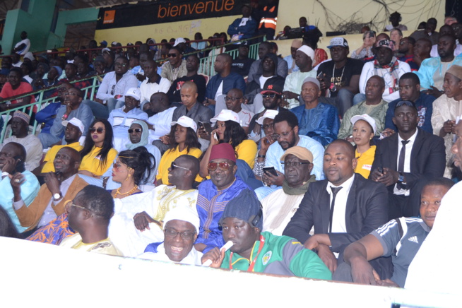 Combat Boy Niang vs Gouy Gui: Depart du Parrain Pape Diouf au stade Demba Diop. Combat Boy Niang vs Gouy Gui: Depart du Parrain Pape Diouf au stade Demba Diop.
