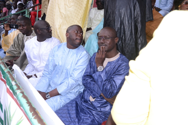 Combat Boy Niang vs Gouy Gui: Depart du Parrain Pape Diouf au stade Demba Diop. Combat Boy Niang vs Gouy Gui: Depart du Parrain Pape Diouf au stade Demba Diop.