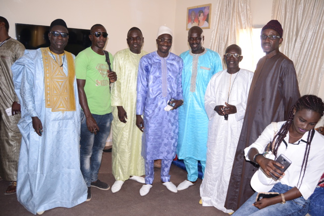 Combat Boy Niang vs Gouy Gui: Depart du Parrain Pape Diouf au stade Demba Diop. Combat Boy Niang vs Gouy Gui: Depart du Parrain Pape Diouf au stade Demba Diop.