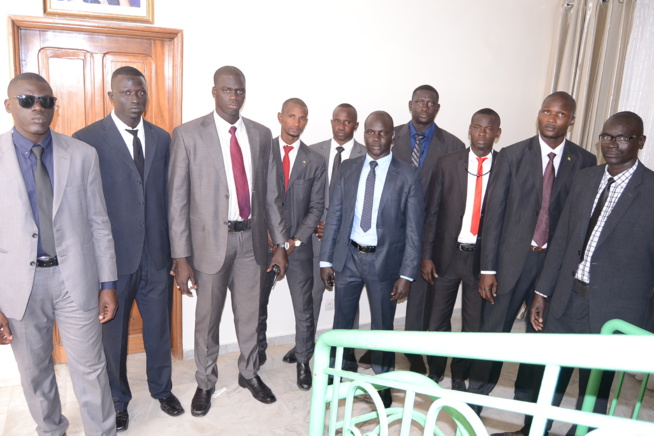 Combat Boy Niang vs Gouy Gui: Depart du Parrain Pape Diouf au stade Demba Diop. Combat Boy Niang vs Gouy Gui: Depart du Parrain Pape Diouf au stade Demba Diop.