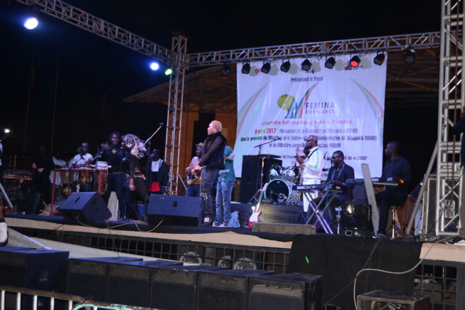 08 MARS concert FEMINA EMERGENCY: TITI la lionne de la musique casse la baraque au monument de la renaissance. 08 MARS concert FEMINA EMERGENCY: TITI la lionne de la musique casse la baraque au monument de la renaissance.