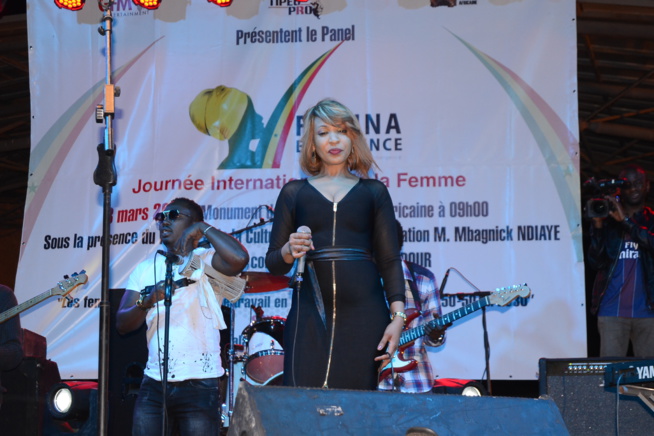 Célébration 08 mars Viviane Chidid en live au monument de la renaissance. Célébration 08 mars Viviane Chidid en live au monument de la renaissance.