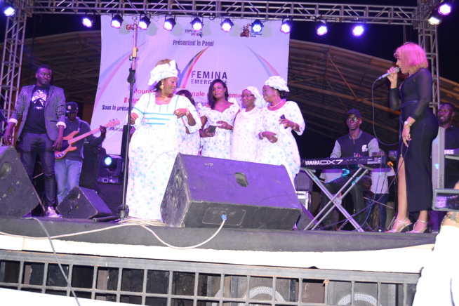 Célébration 08 mars Viviane Chidid en live au monument de la renaissance. Célébration 08 mars Viviane Chidid en live au monument de la renaissance.