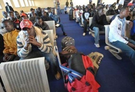 Emigration: 54 Sénégalais rapatriés de la Libye via la Tunisie avant-hier Emigration: 54 Sénégalais rapatriés de la Libye via la Tunisie avant-hier