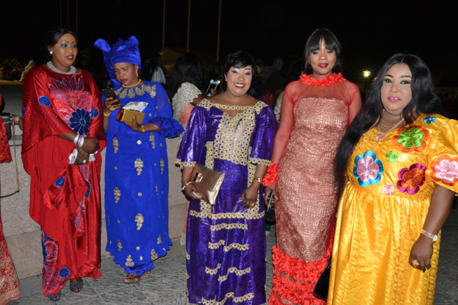 JOUR J GOUDI FANS YI: Les premières images du grand theatre avec Pape Diouf. JOUR J GOUDI FANS YI: Les premières images du grand theatre avec Pape Diouf.
