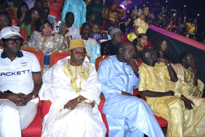 Du jamais vue au Grand Théâtre Pape Diouf remplie la salle et enjaille le public comme jamais Du jamais vue au Grand Théâtre Pape Diouf remplie la salle et enjaille le public comme jamais