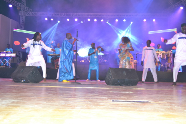 Du jamais vue au Grand Théâtre Pape Diouf remplie la salle et enjaille le public comme jamais Du jamais vue au Grand Théâtre Pape Diouf remplie la salle et enjaille le public comme jamais