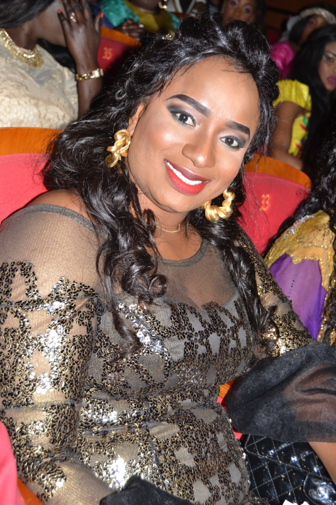 QUAND L'ELEGANCE REPOND LE GOUDI FANS YI: QUAND L'ELEGANCE REPOND LE GOUDI FANS YI: