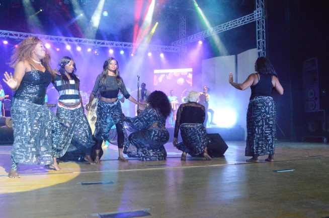 GOUDI FANS YI: Le chalenge day de Pape Diouf à guichet fermé au grand theatre.Rendez-vous le 08 avril pour le grand bégué de Casablanca. GOUDI FANS YI: Le chalenge day de Pape Diouf à guichet fermé au grand theatre.Rendez-vous le 08 avril pour le grand bégué de Casablanca.
