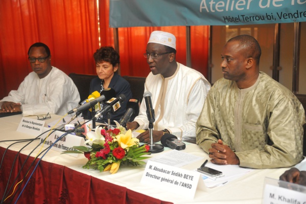 Sénégal : hausse des salaires et petite baisse du taux de chômage chez les jeunes Sénégal : hausse des salaires et petite baisse du taux de chômage chez les jeunes