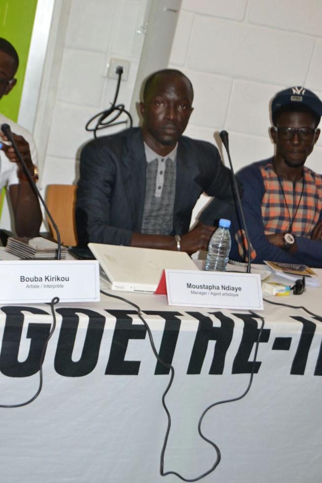 En images , lancement du nouveau single de Bouba Kirikou: Youssou acheté le premier à 1 million. En images , lancement du nouveau single de Bouba Kirikou: Youssou acheté le premier à 1 million.