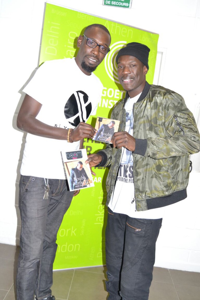 En images , lancement du nouveau single de Bouba Kirikou: Youssou acheté le premier à 1 million. En images , lancement du nouveau single de Bouba Kirikou: Youssou acheté le premier à 1 million.