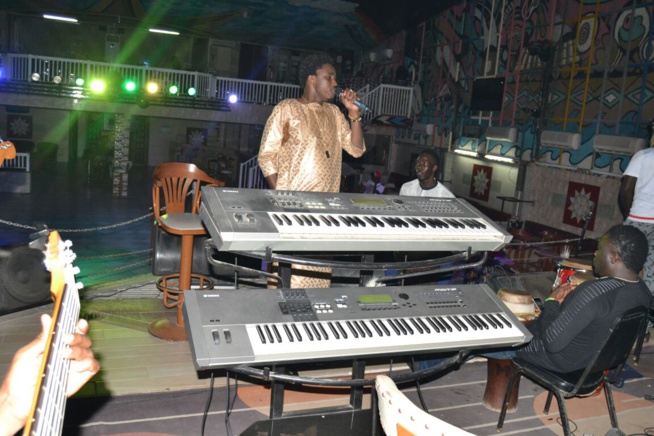 Jour j- 04 En images Les images de la répétition de Wally Ballago Seck en prélude de la soirée « Sargal Djiguène » de ce samedi Jour j- 04 En images Les images de la répétition de Wally Ballago Seck en prélude de la soirée « Sargal Djiguène » de ce samedi