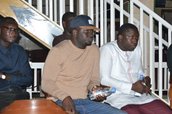 Jour j- 04 En images Les images de la répétition de Wally Ballago Seck en prélude de la soirée « Sargal Djiguène » de ce samedi Jour j- 04 En images Les images de la répétition de Wally Ballago Seck en prélude de la soirée « Sargal Djiguène » de ce samedi