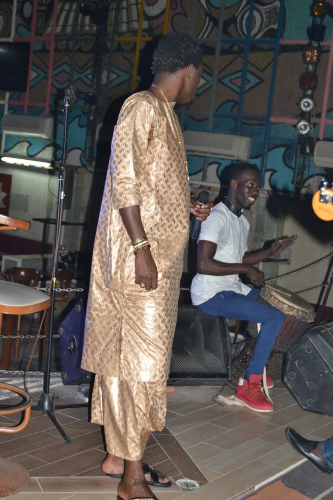 Jour j- 04 En images Les images de la répétition de Wally Ballago Seck en prélude de la soirée « Sargal Djiguène » de ce samedi Jour j- 04 En images Les images de la répétition de Wally Ballago Seck en prélude de la soirée « Sargal Djiguène » de ce samedi