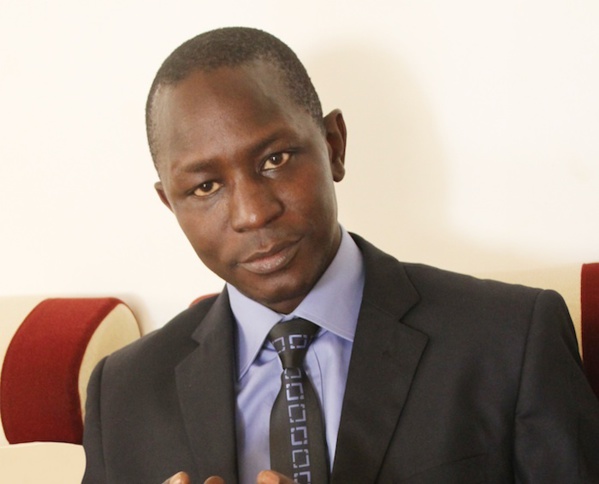 Abdoul Aziz MBAYE, membre fondateur de l’APR, Secrétaire National chargé de l’Image et des Systèmes d’Information: Mbaye NDIAYE fait du chantage par le sabotage Abdoul Aziz MBAYE, membre fondateur de l’APR, Secrétaire National chargé de l’Image et des Systèmes d’Information: Mbaye NDIAYE fait du chantage par le sabotage