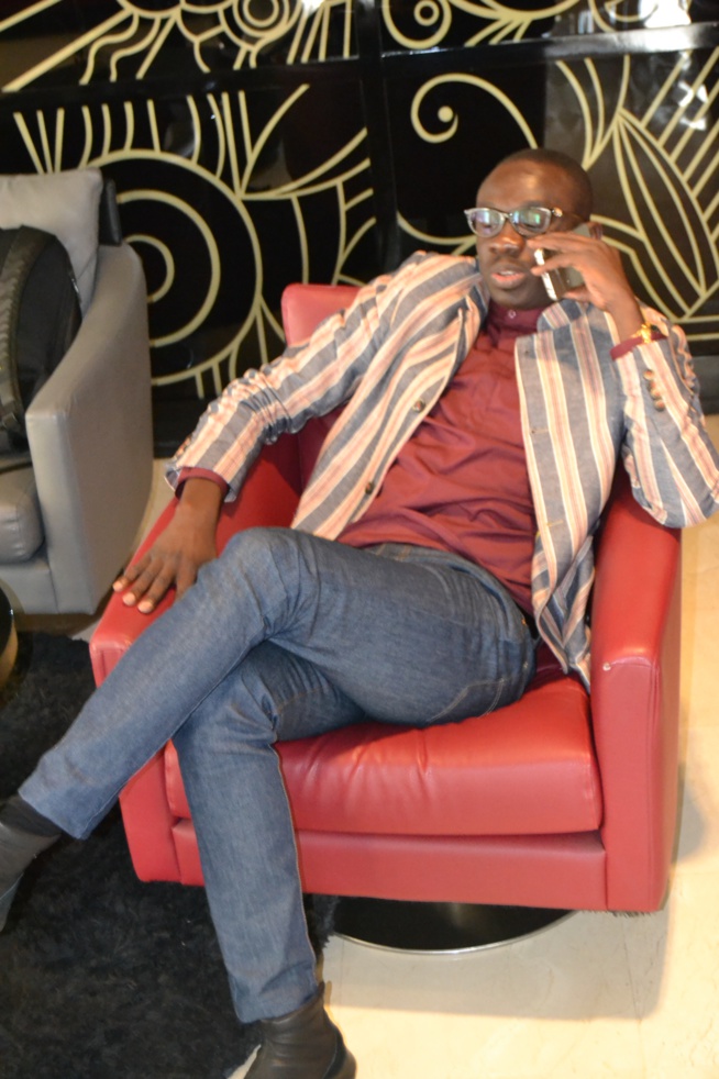 En séjour à Casablanca, Pape Diouf leader de la génération consciente présente ses condoléances à la famille Sy de Tivaoune. En séjour à Casablanca, Pape Diouf leader de la génération consciente présente ses condoléances à la famille Sy de Tivaoune.