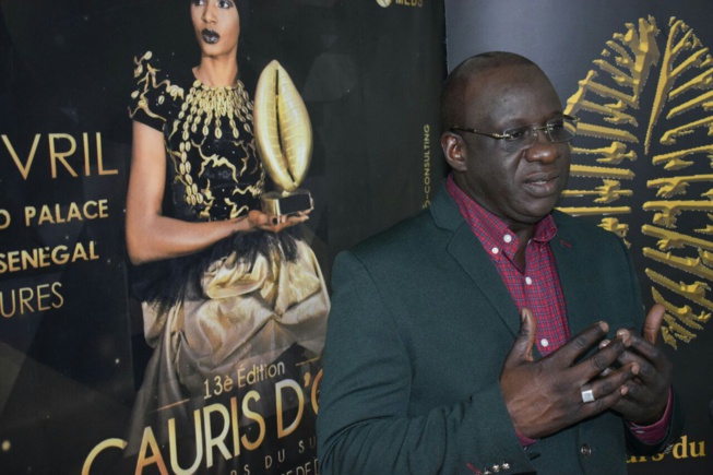 IMAGES: Les coulisses de l'ITV du PRESIDENT MBAGNICK DIOP Initiateur des cauris IMAGES: Les coulisses de l'ITV du PRESIDENT MBAGNICK DIOP Initiateur des cauris