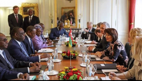 Macky Sall, en visite à Genève: "Nous coopérons avec la Gambie dans le respect de sa souveraineté" Macky Sall, en visite à Genève: "Nous coopérons avec la Gambie dans le respect de sa souveraineté"