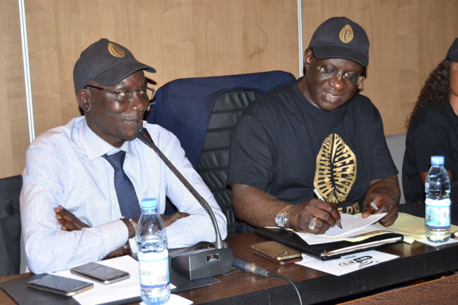 CAURIS D'OR:Réunion technique, le PDT Mbagnick Diop et son staff pour les réglages sur la communication de la 13 éditions