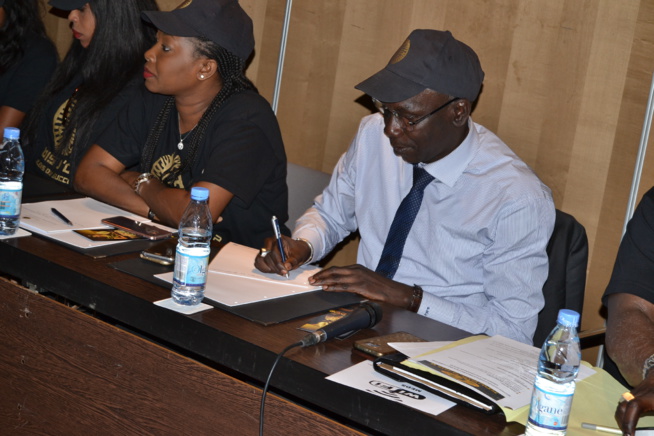 CAURIS D'OR:Réunion technique, le PDT Mbagnick Diop et son staff pour les réglages sur la communication de la 13 éditions
