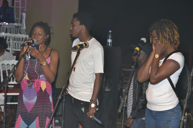 A quelques heures avant la soirée "SARGAL DJIGUENE YI"Vidéo – Balance De Waly Seck Pour Sa Soirée Du 24 Mars Au Grand Théàtre