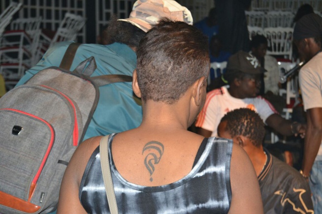 A quelques heures avant la soirée "SARGAL DJIGUENE YI"Vidéo – Balance De Waly Seck Pour Sa Soirée Du 24 Mars Au Grand Théà tre A quelques heures avant la soirée "SARGAL DJIGUENE YI"Vidéo – Balance De Waly Seck Pour Sa Soirée Du 24 Mars Au Grand Théà tre