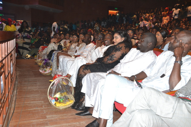 "SARGAL DJIGUENE YI" BAYE NDIAYE AL BOURAKH EVENTS, réussit le pari de la mobilisation: Waly Seck à guichet fermé assure le spectacle au grand théâtre.